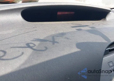 2014 Toyota Prius Two из США, поврежденный, VIN JTDKN3DU9E1768053